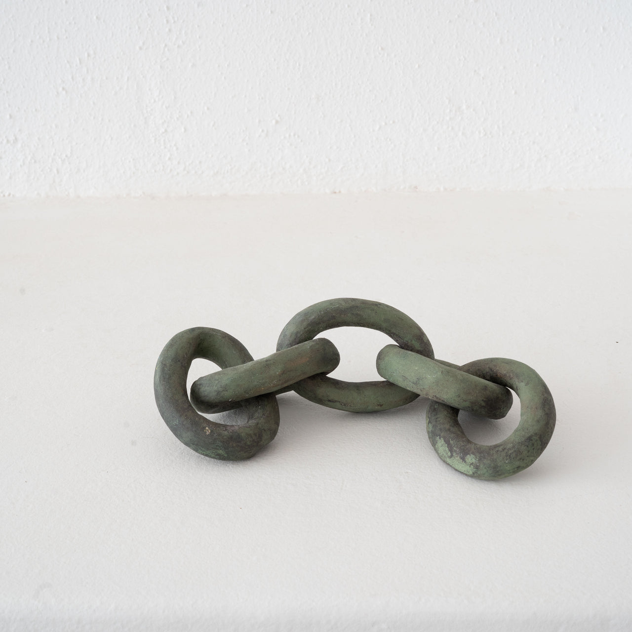 Vivian Pastor Ceramic 5 Link Chain: Olive