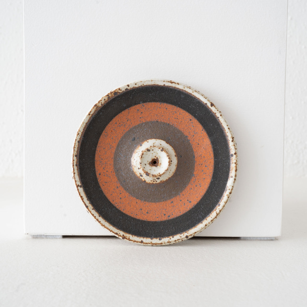 Kat and Roger Incense Holder: Black, Orange, Olive