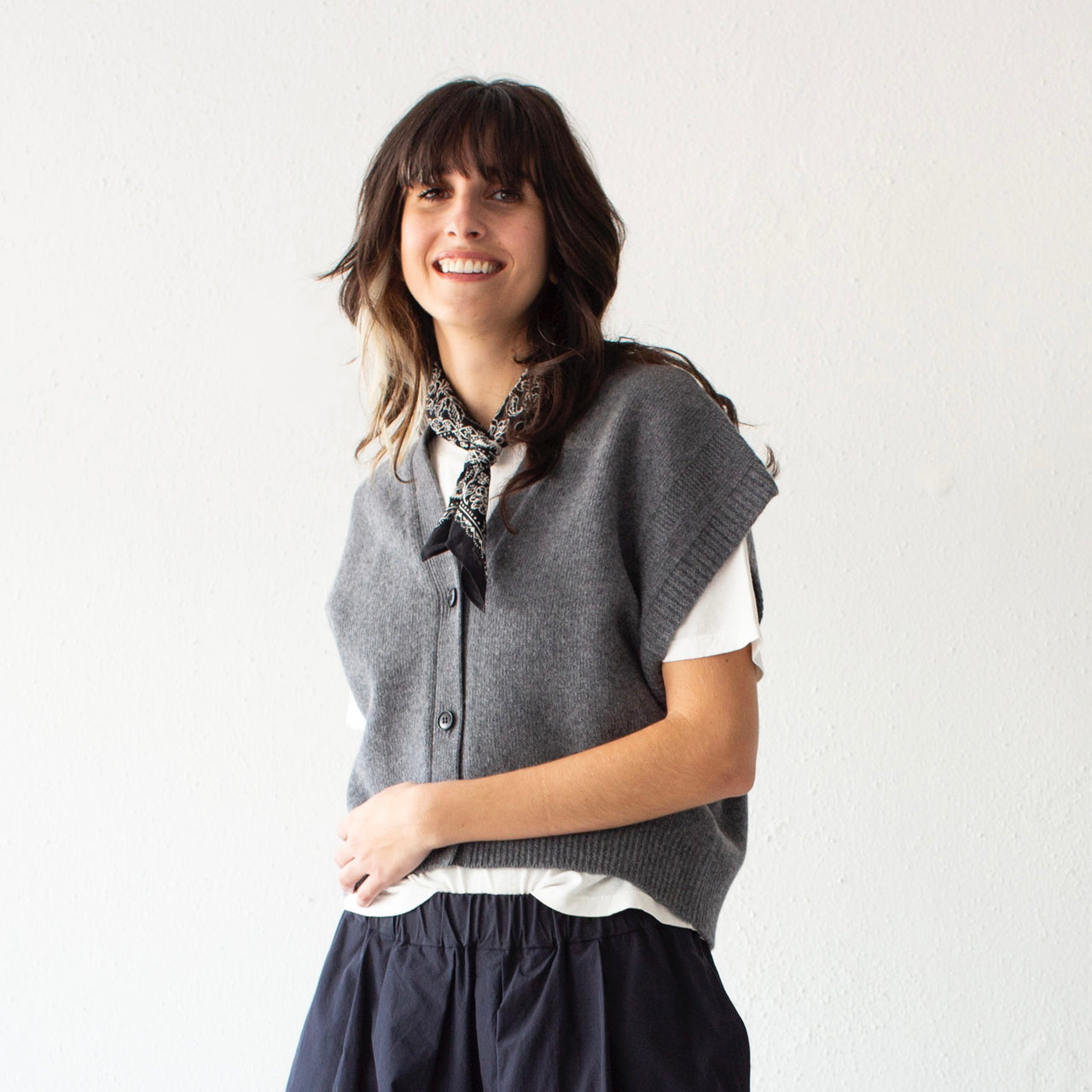 Nicholson & Nicholson - Zoe Gray Knitted Top