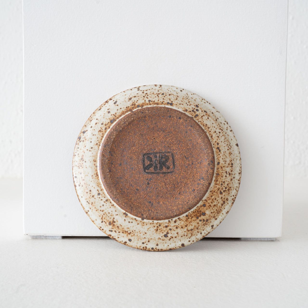 Kat and Roger Incense Holder: Black, Orange, Olive