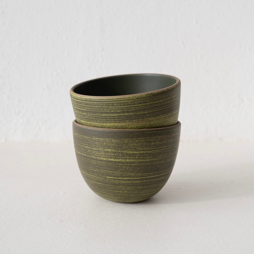 Heath Ceramics Deep Serving Bowl - Skog Moss
