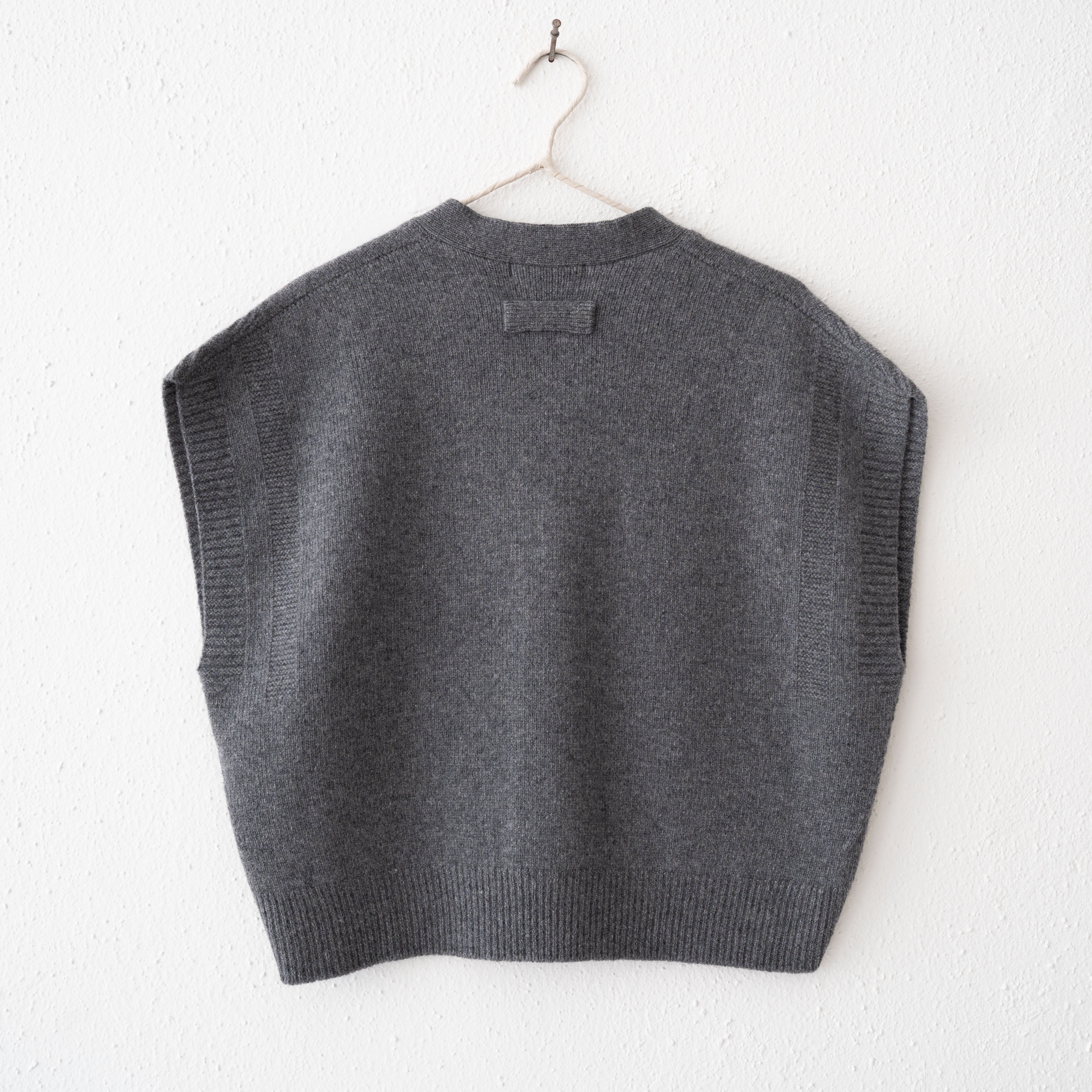 may　soduk patchwork knit tops / gray may soduk patchwork knit tops / gray soduk