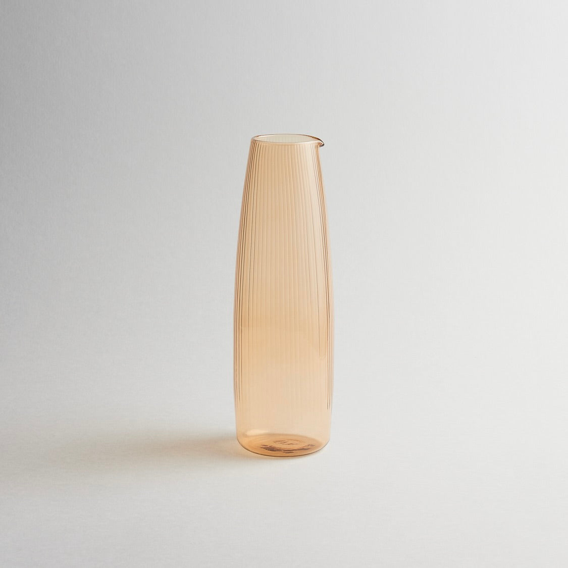 R+D LAB Luisa 1L Carafe - Sand
