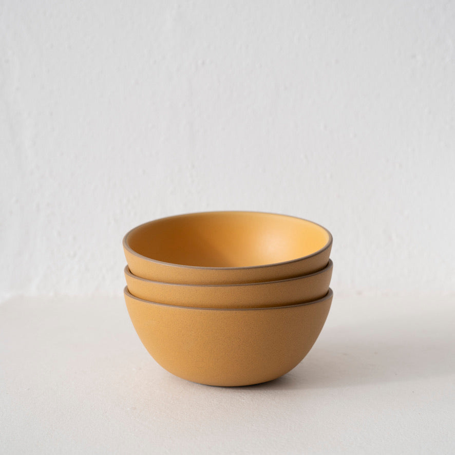 Heath Plaza Dessert Bowl - Sunflower + Tumeric
