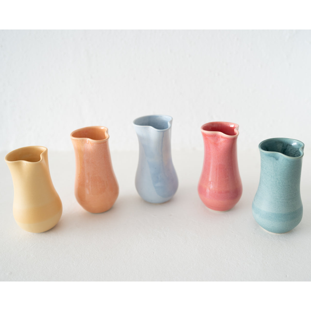 Mimi Y Roberto Handleless Pitcher