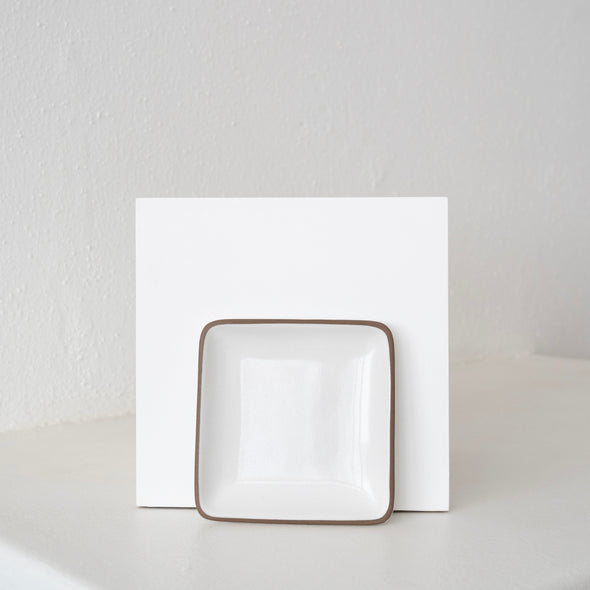 Heath Plaza Tray in Opaque White - 6x6