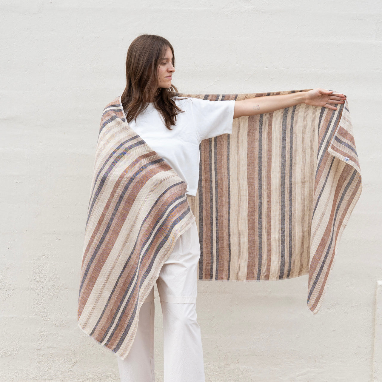 Desert Linen Shawl - Mahogany