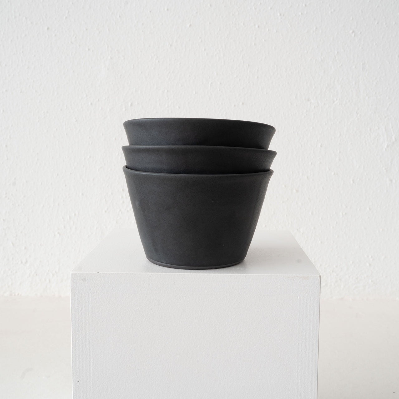 Eric Bonnin Kam Ice Cream Bowl: Noir
