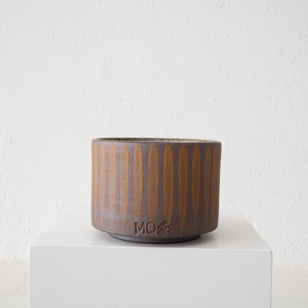 MQuan Tea Bowl - Yellow Stripe