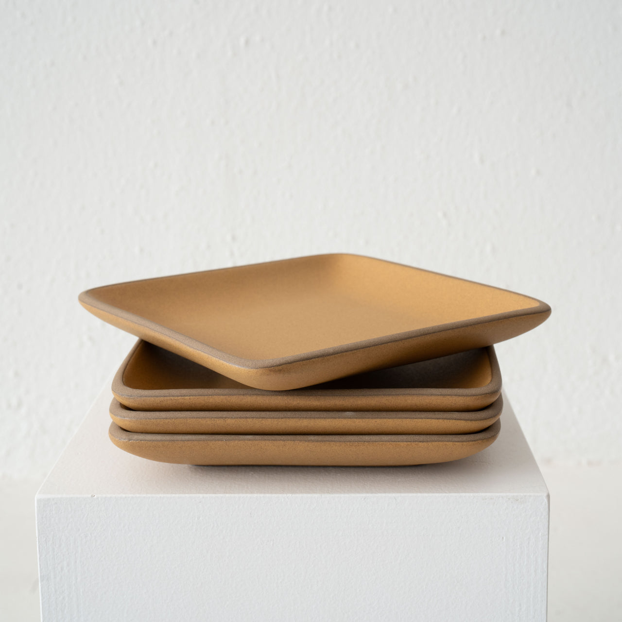 Heath Ceramics 6 x 6 Serving Piece - Turmeric