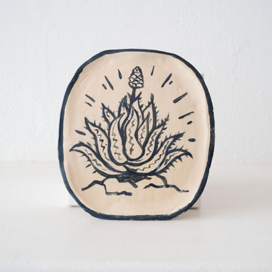 Malinda Beeman 10" Platter: Blooming Agave
