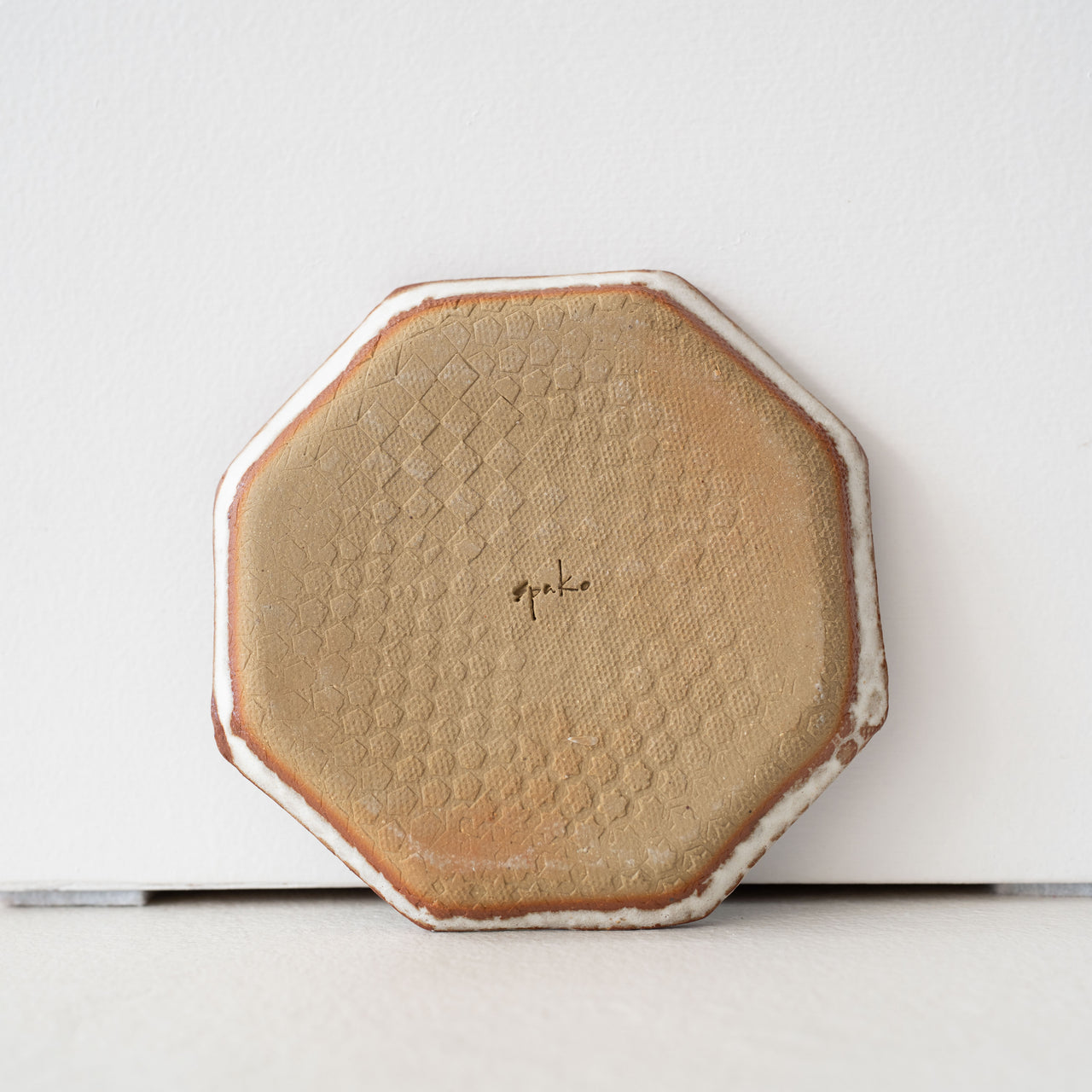 Spako Small Octagon Plate: 3 Flowers