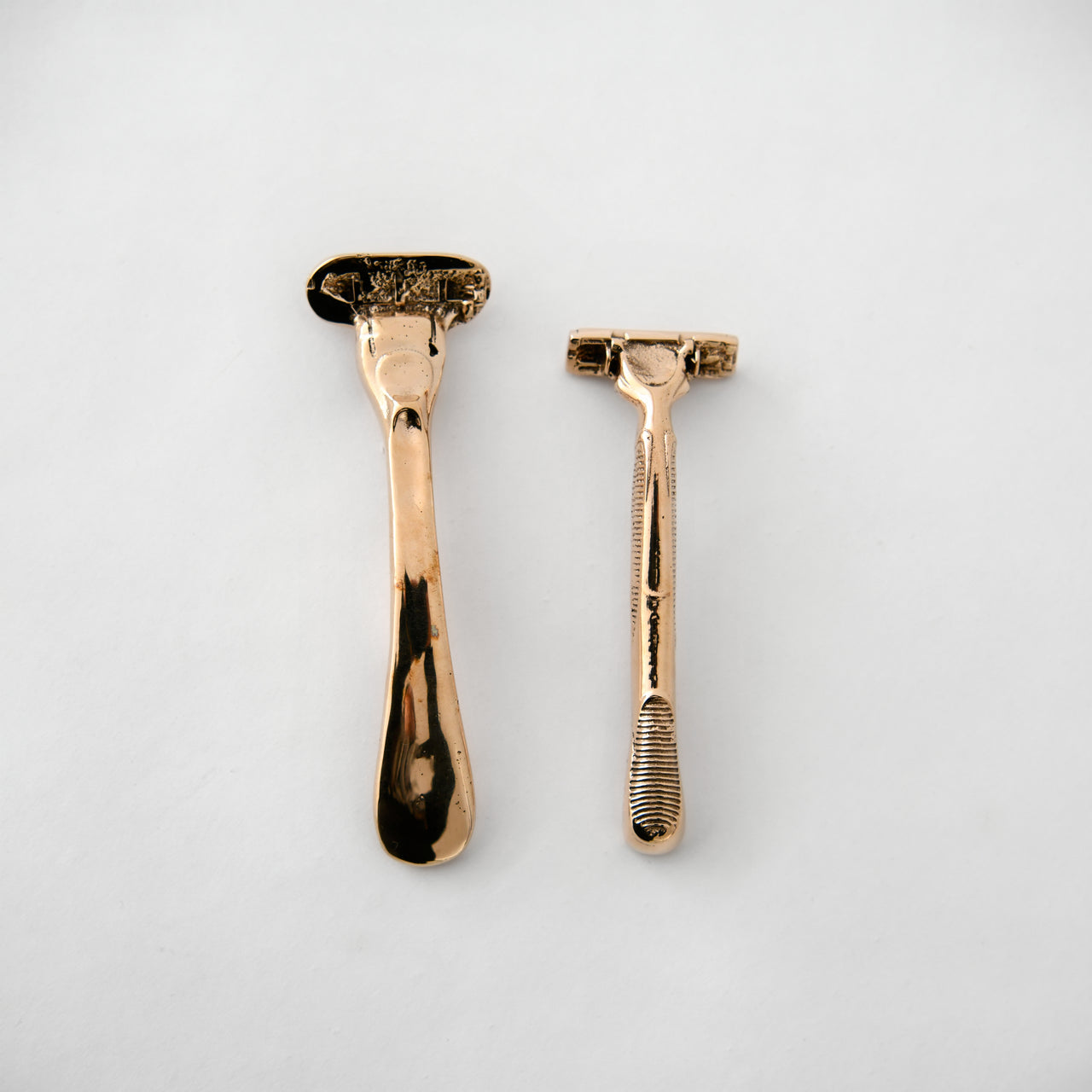 Nancy Pearce Bronze Women's Razor