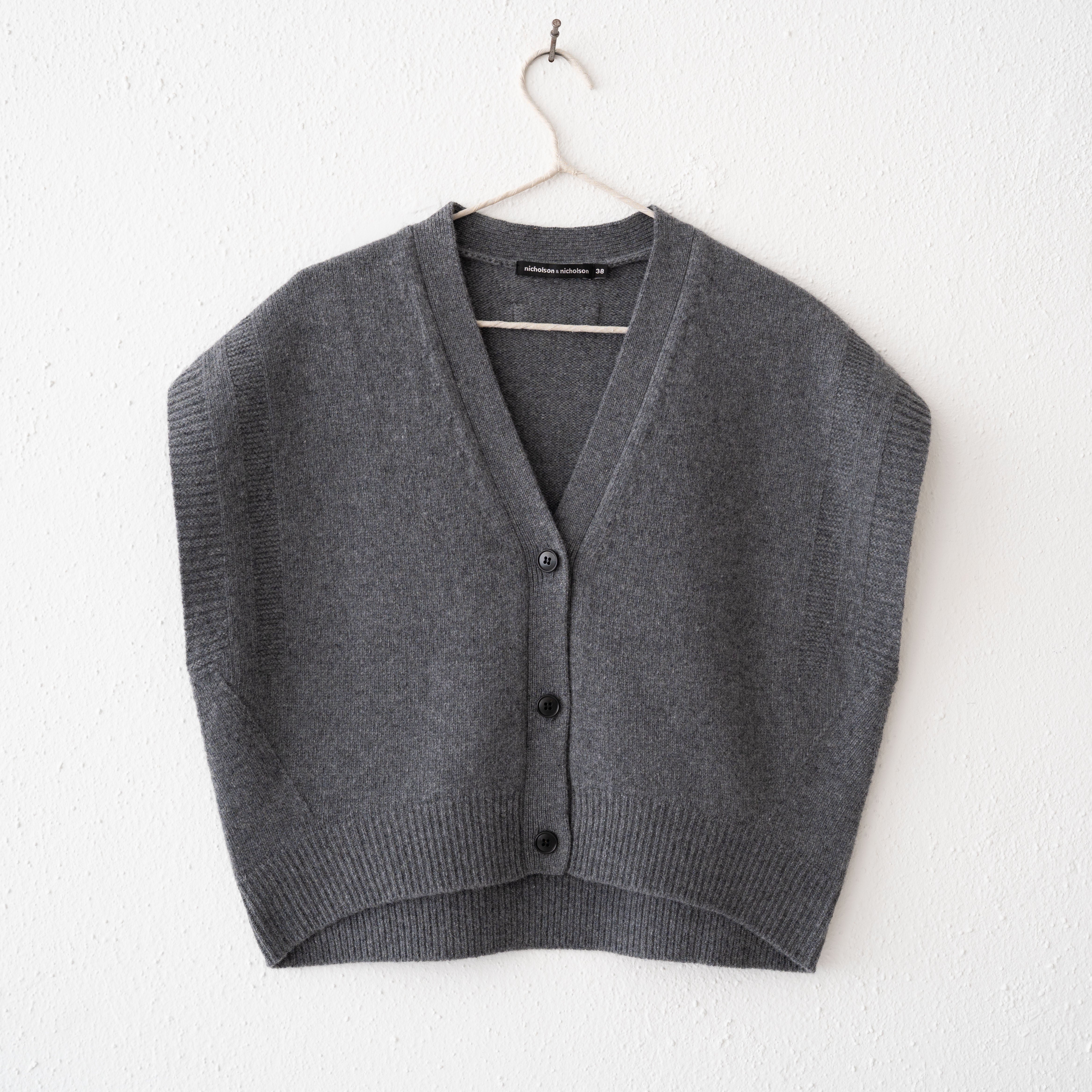 Nicholson & Nicholson - Zoe Gray Knitted Top