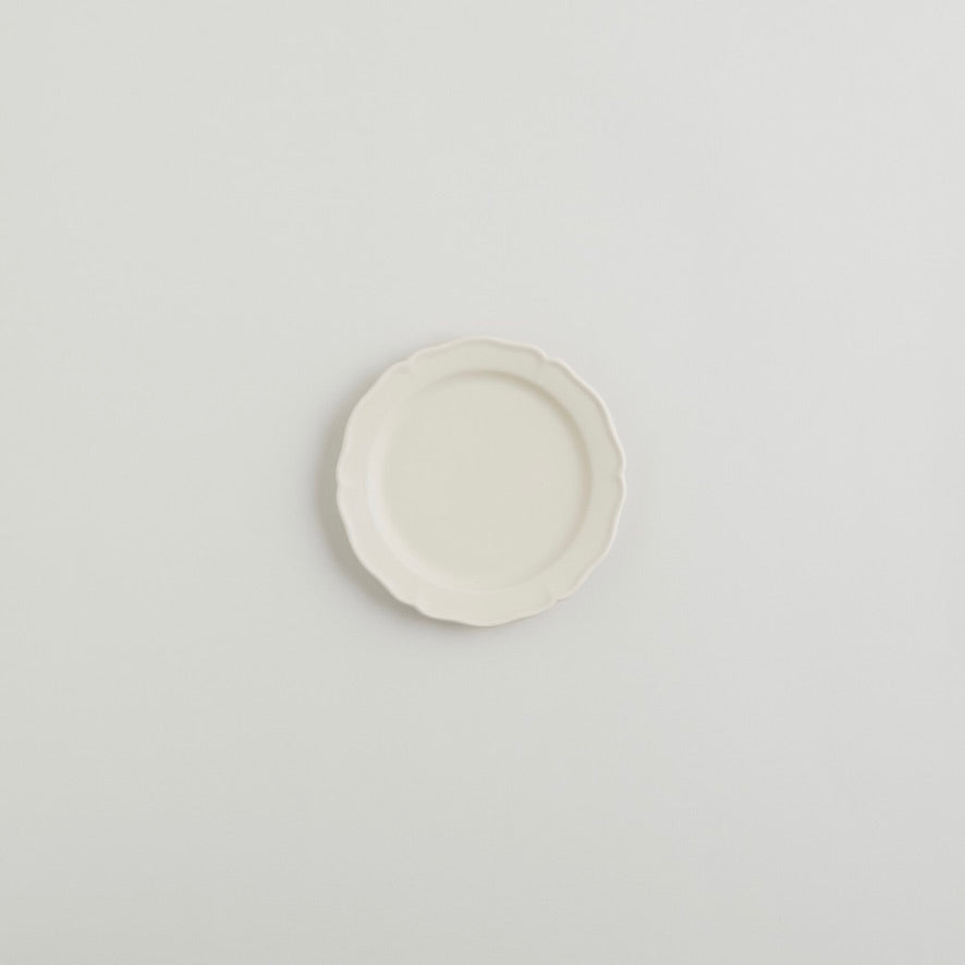 R+D LAB Festone Flat Bread Plate in Almond - Set of 2