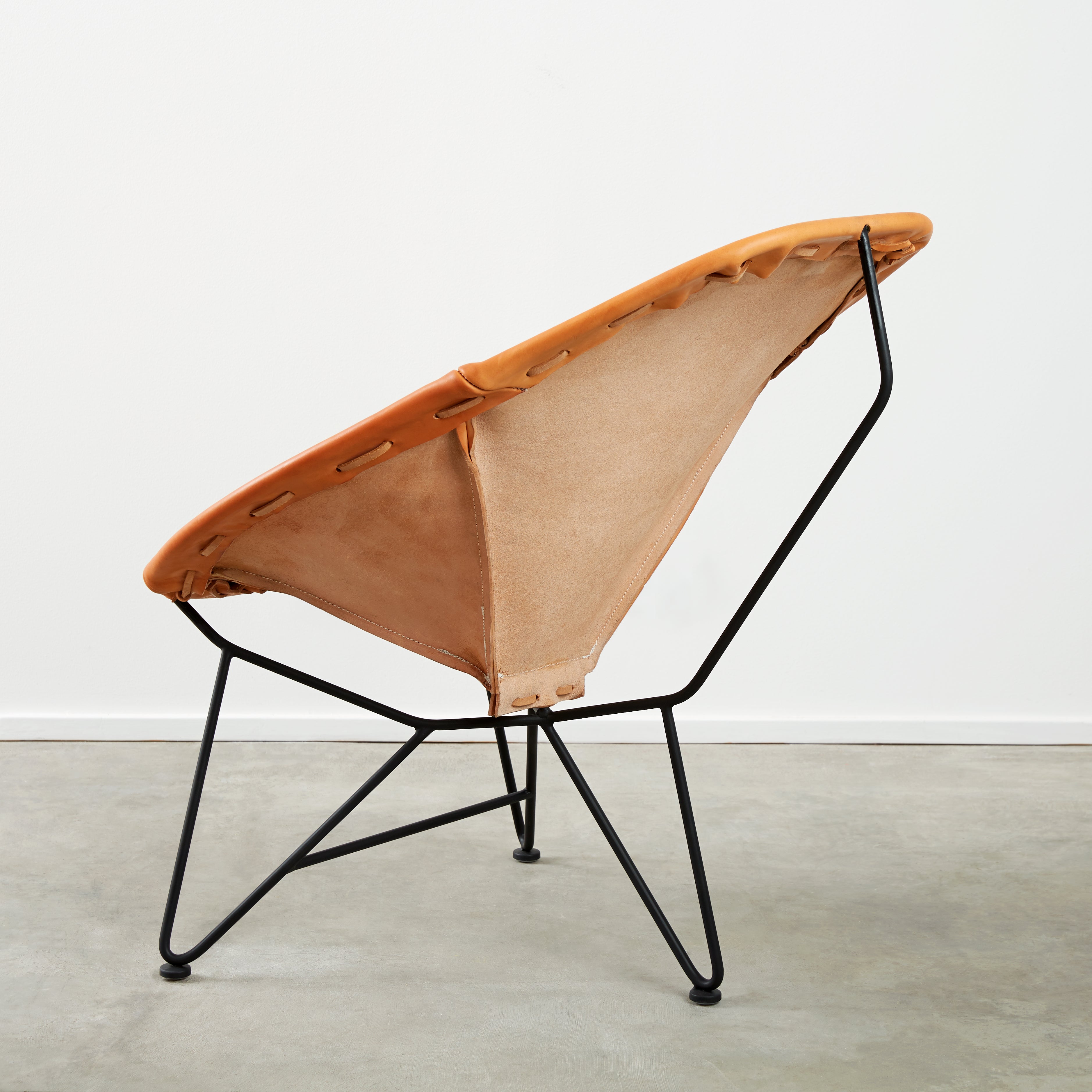 Saddle Leather Oval Chair