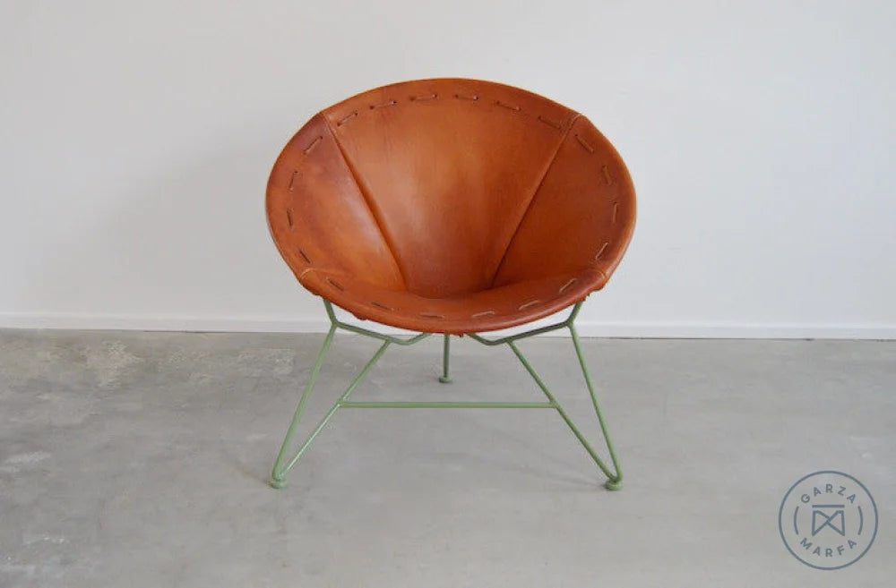 Saddle Leather Round Chair Natural / Green (RAL 6011) Chairs