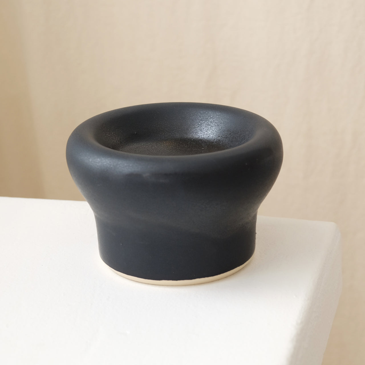 Sister Ceramics Large Sunken Planet Dish : Black