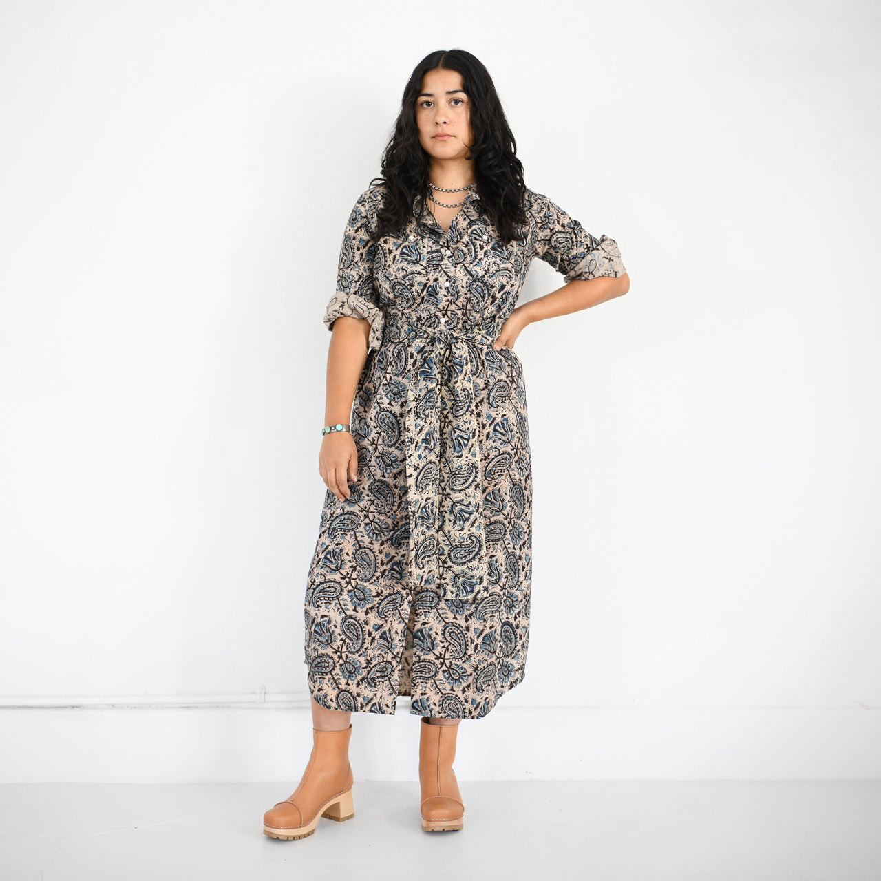 Garza Marfa Western Dress: Tan Indigo Paisley